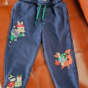Mini Boden warm sweatpants with applique